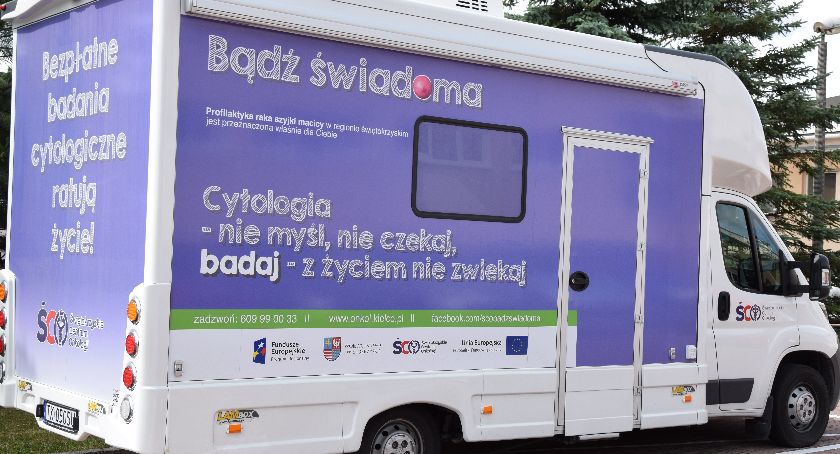 Zdjęcie: Cytobus - mobilny punkt diagnostyczny Świętokrzyskiego Centrum Onkologii