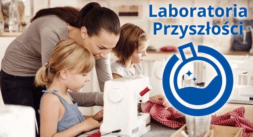Zdjęcie z logo projektu Laboratoria Przyszłości