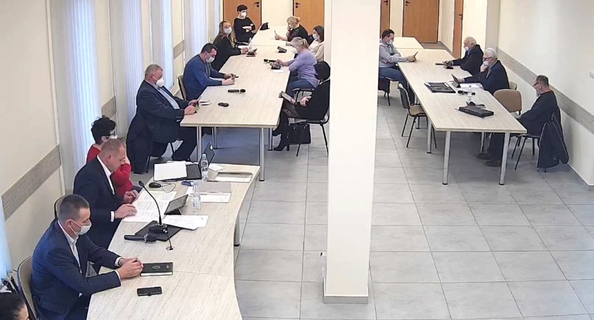 Zdjęcie z ostatniej sesji Rady Gminy w Rudzie Malenieckiej