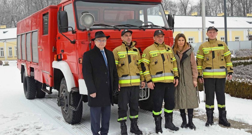 Zdjęcie z pożegnania stara 244 z Modliszewic