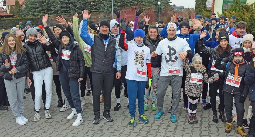 Zdjęcie ze startu marszobiegu