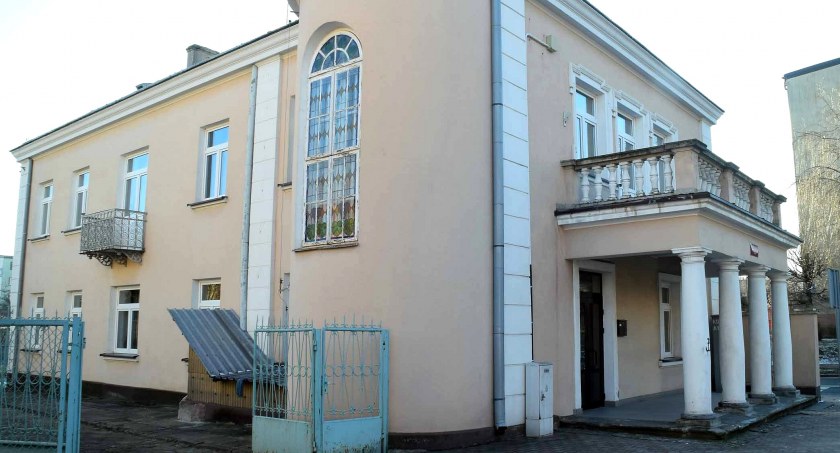 Zdjęcie budynku Państwowej Szkoły Muzycznej w Końskich