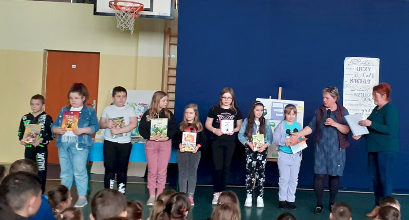 Zdjęcie laureatów konkursu