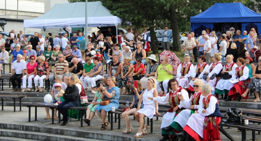 Zdjęcie publiczności Biesiadowania z Kołami Gospodyń Wiejskich w Stąporkowie