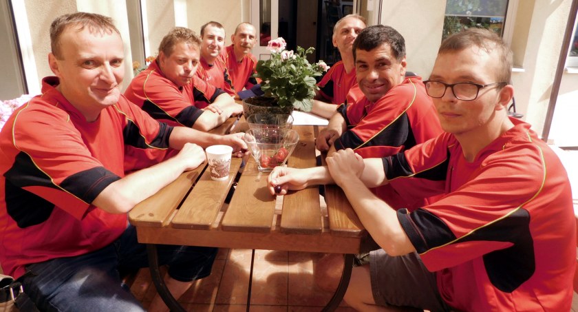 Zdjęcie drużyny Powiatowego Środowiskowego Domu Samopomocy w Stąporkowie