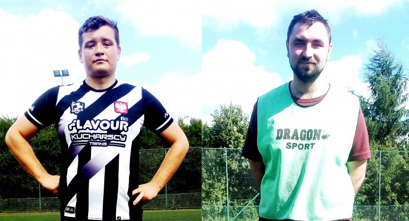Zdjęcie Mateusza Berusa (FC Skurcz) i Dariusz Kowalczyka (TKN Bands)
