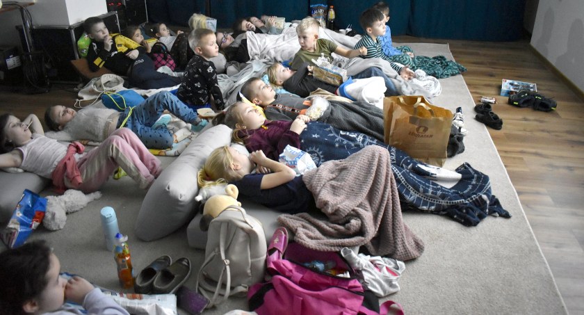 Zdęjcie dzieci uczestniczących w akcji CKiAL w Gowarczowie