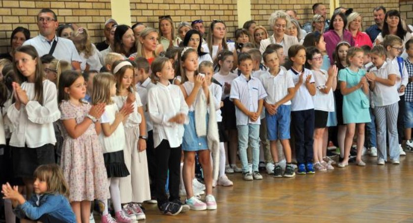 Na zdjęciu: uczniowie w Końskich wrócili do szkół