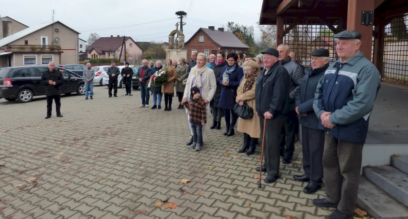 Zdjęcie uczestników uroczystości