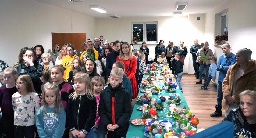 Zdjęcie uczestników świątecznego spotkania w Gowarczowie
