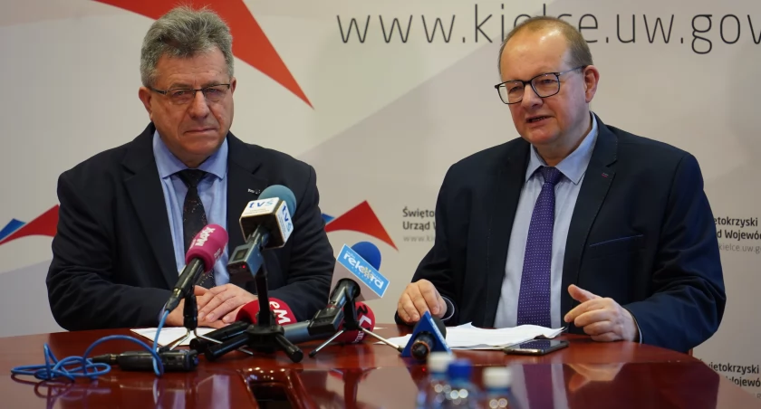 Finanse, Niepełnosprawni powiatu koneckiego skorzystają pomocy osobistych asystentów - zdjęcie, fotografia