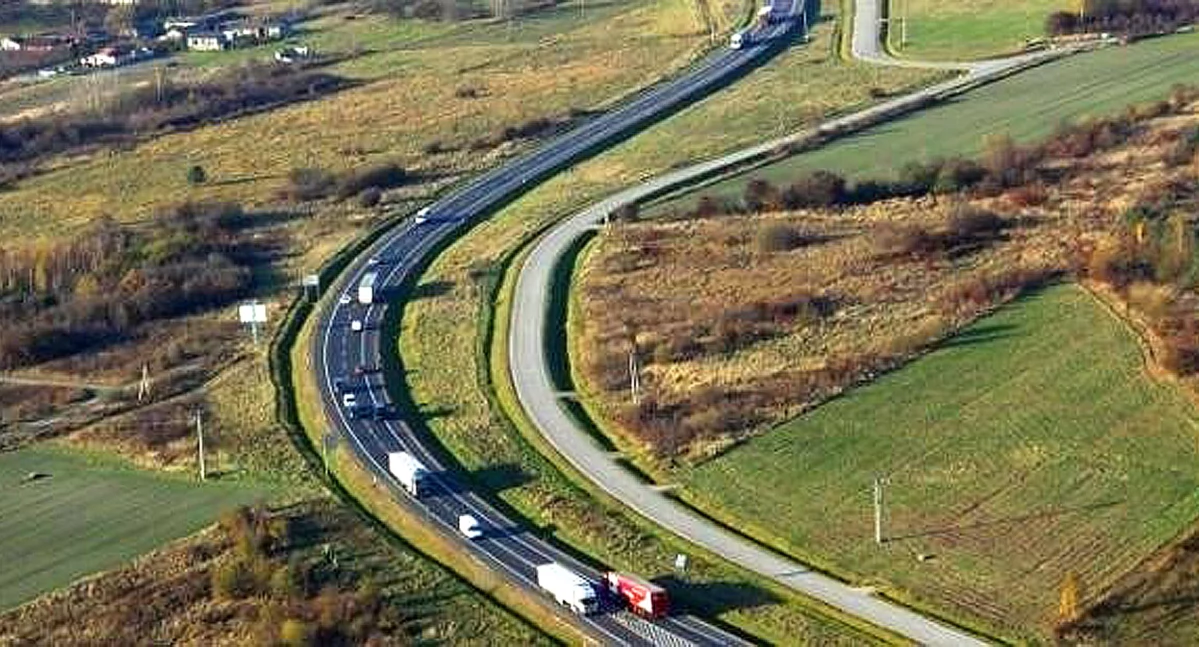Zdjęcie fragmentu ulicy Koneckich Odlewników, DW728, z którą połączy się obwodnica