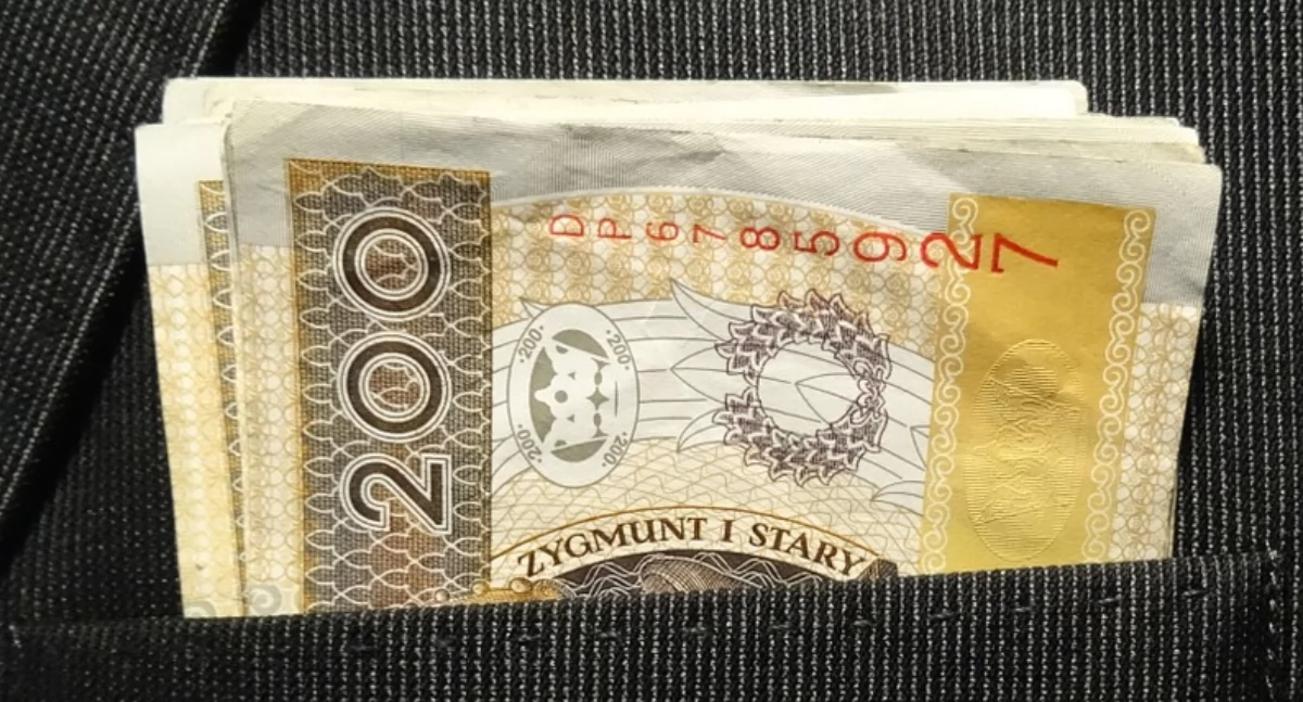 Oszuści wyłudzają i okradają mieszkańców powiatu koneckiego