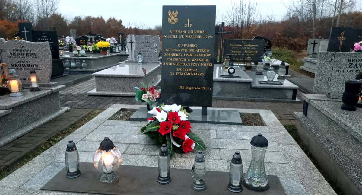 Zdjęcie Grobu Nieznanych Żołnierzy poległych we wrześniu 1939 r.