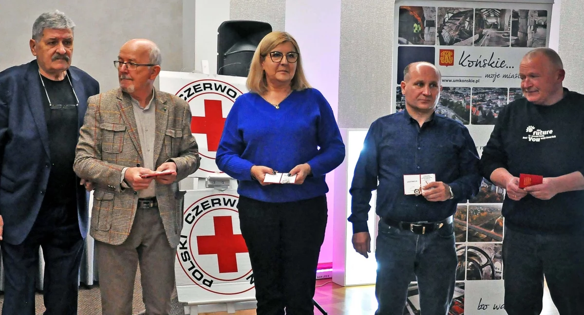 Zdjęcie części zasłużonych krwiodawców