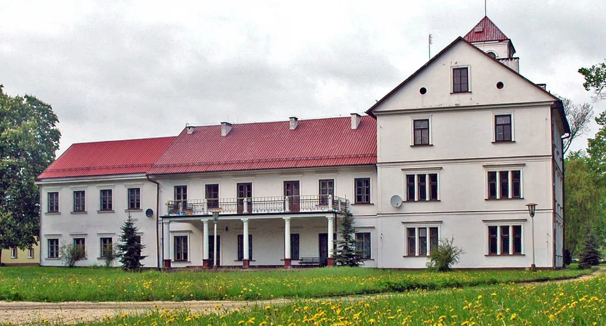 Zdjęcie Pałacu Zamoyskich w Rudzie Pilczyckiej, obecnie jeden z pawilonów Domu Pomocy Społecznej