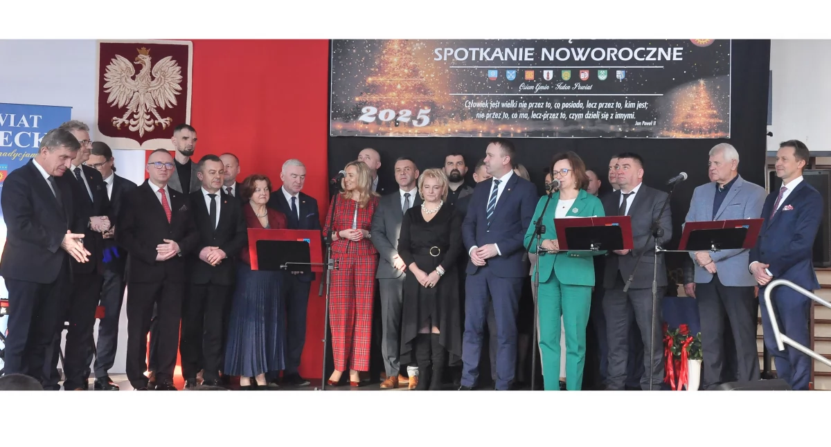 Zdjęcie członków Zarząd Powiatu z władzami koneckich gmin