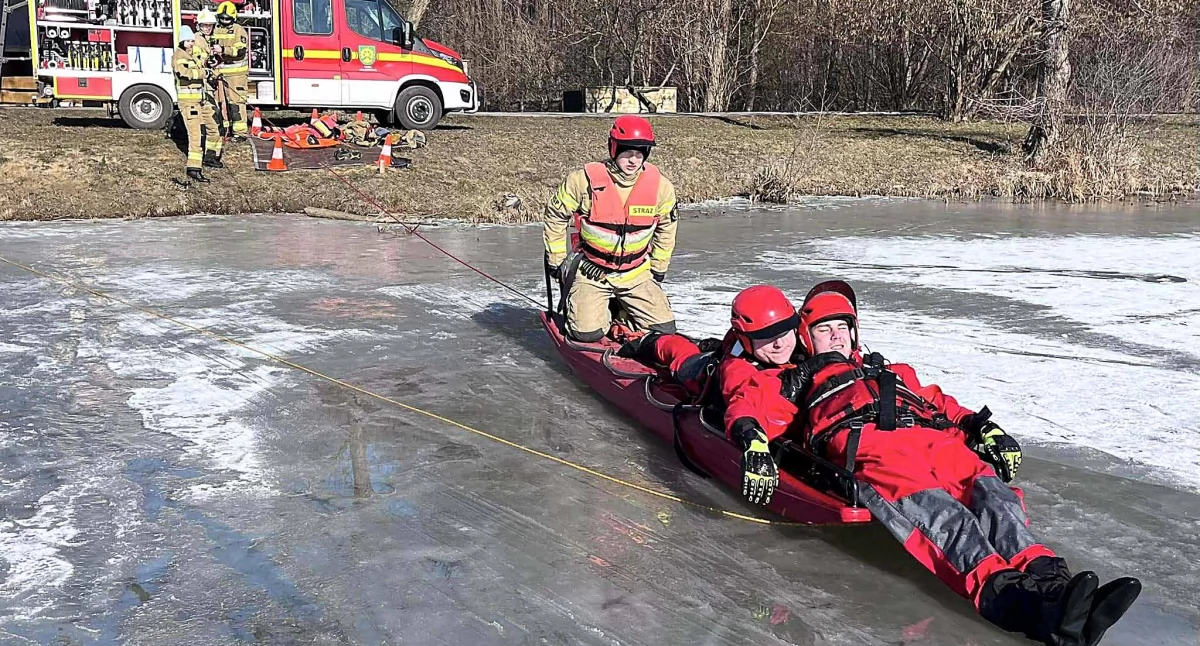 Zdjcie z ćwiczeń strażaków z OSP KSRG Ruda Maleniecka. Fot. FB OSP KSRG Ruda Maleniecka