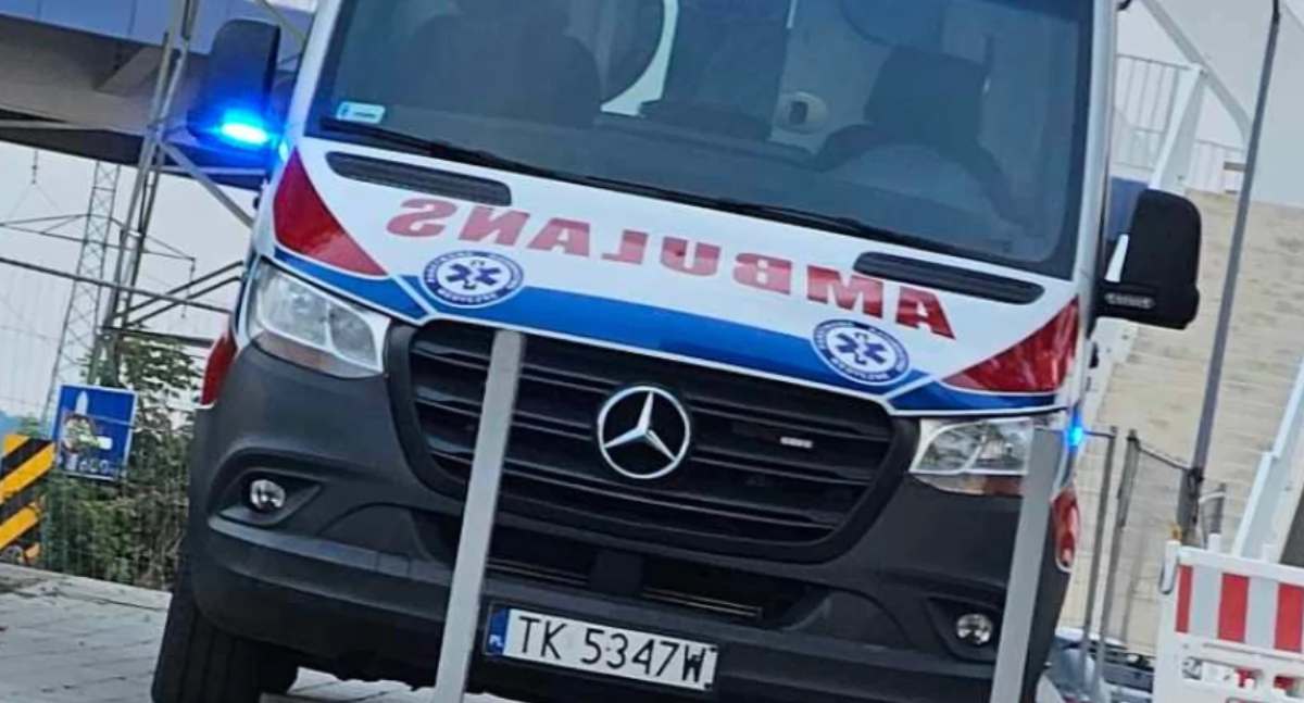 Kronika policyjna , potrącił rowerzystkę stanie ciężkim trafiła - zdjęcie, fotografia