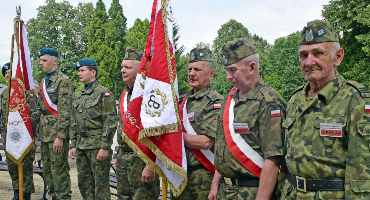 Historia , Końskie pamiętają Hołd bohaterów akcji Burza - zdjęcie, fotografia