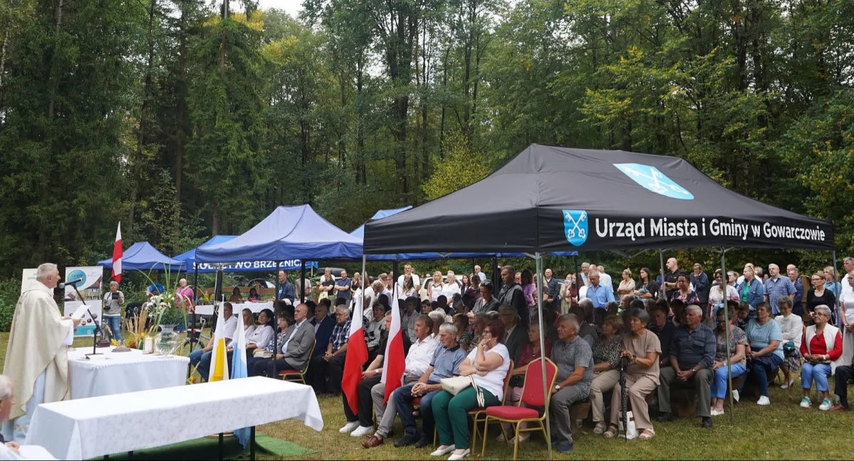 Zdjecie z uroczystości w Ludwinowie - msza święta