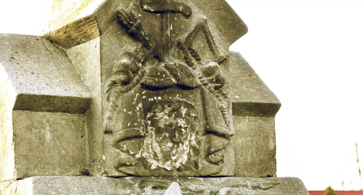 Zdjęcie fragmentu pomnika, który będzie odnawiany