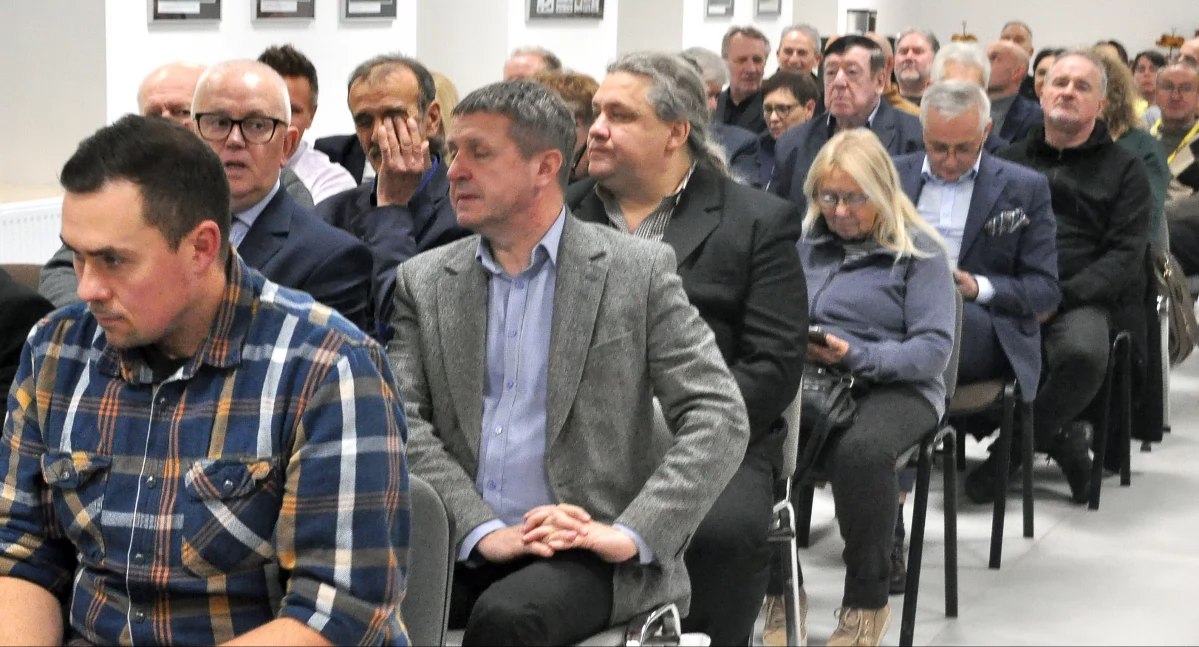 Spotkania , KOŃSKIE koneckim cmentarzysku wieku Nekropolia funkcjonowała przez [ZDJĘCIA] - zdjęcie, fotografia