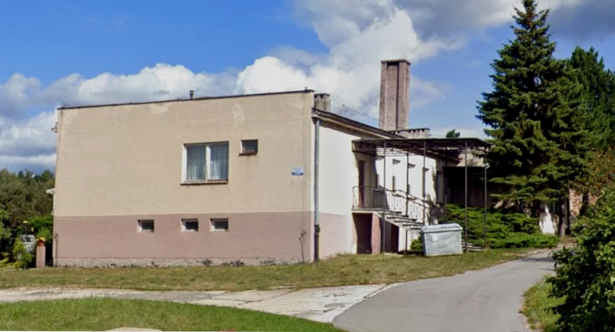 Zdjęcie budynku Ośrodka Zdrowia w Błaszkowie (fot. arch. Gmina Stąporków)