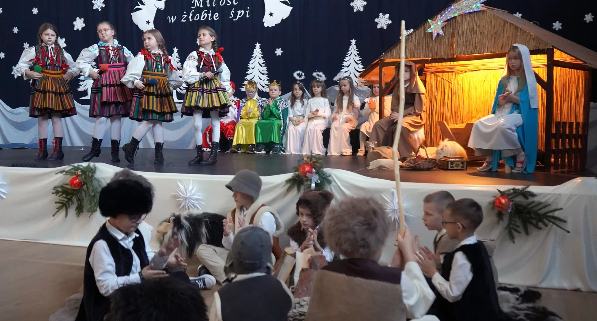 Zdjęcie z jasełek bożonarodzeniowych w Gowarczowie
