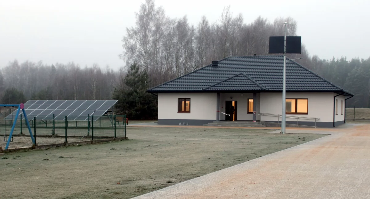 Zdjęcie nowej świetlicy wiejskiej w Adamnowie