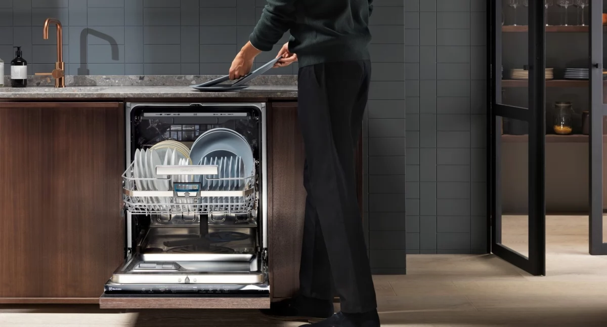 Materiały promocyjne, chcesz zmywarki która dokładnie Electrolux oferuje rozwiązania idealnej czystości naczyń - zdjęcie, fotografia