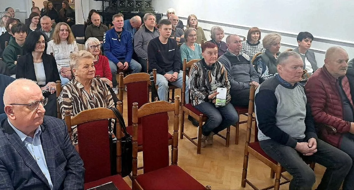 Zdjęcie ze spotkania bibliotece