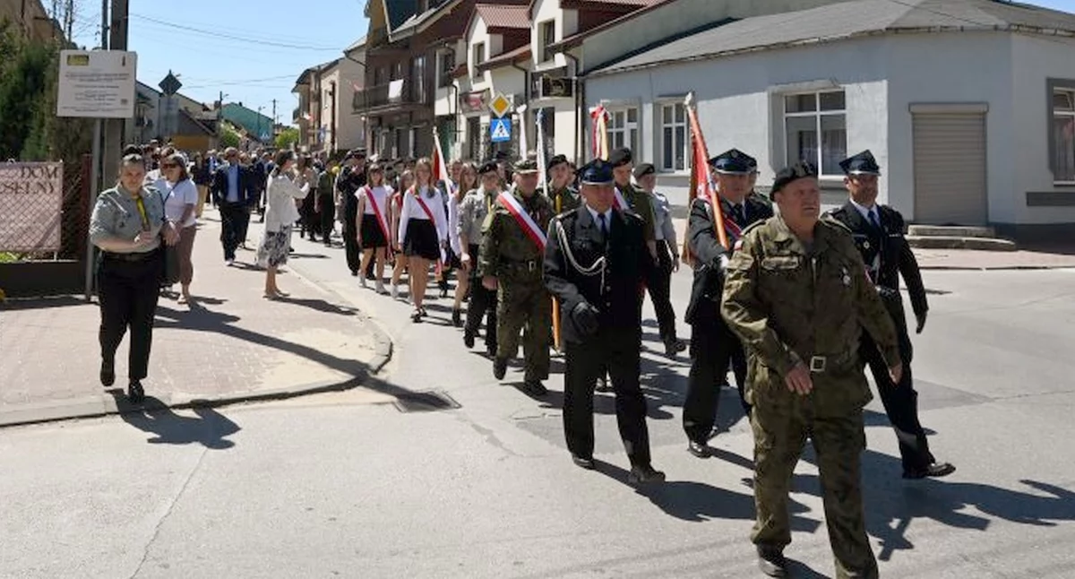 Zdjęcie z uroiczytości trzeciomajowych w Radoszycach