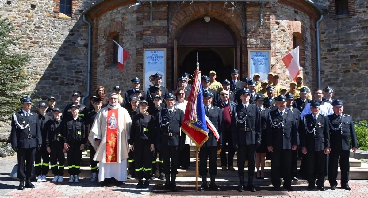 Zdjęcie z Parafialnego Dnia Strażaka w Fałkowie