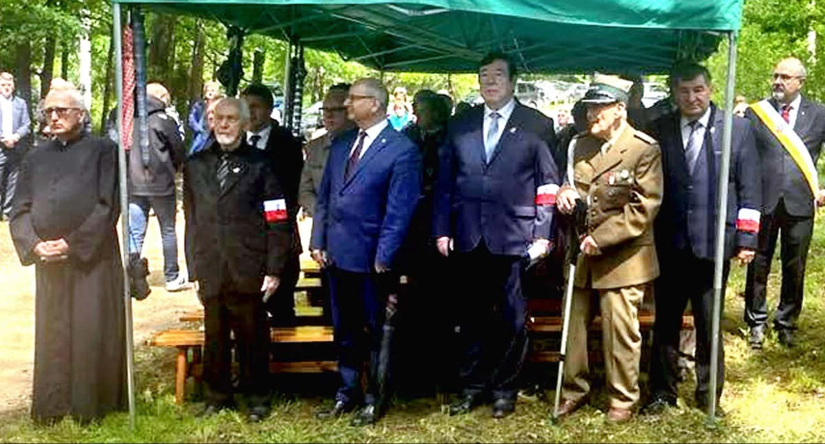 Zdjęcie z uroczystości w Piekle