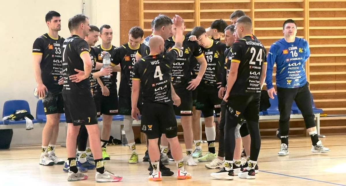Zdjęcie pierwszoligowej drużyny KSSPR Końskie. Fot. KSSPR