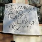 II LO w Końskich uczestniczy w strajku nauczycieli (4)