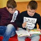 Dzień głośnego czytania w szkole w Rogowie (4)