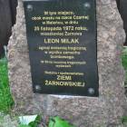 Pamiątkowy obelisk w Malencu 