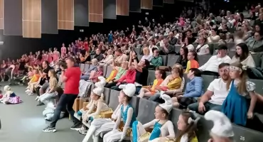 Inwazja tancerzy na Koneckie Centrum Kultury [ZDJĘCIA]