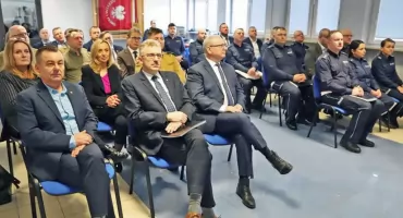 KOŃSKIE. Podziękowania dla koneckich policjantów za sumienną służbę w 2024 roku [ZDJĘCIA]