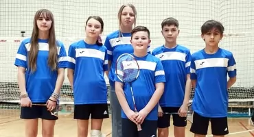 Uczniowie ze Szkoły Podstawowej w Miedzierzy z dobrej strony zaprezentowali się w Świętokrzyskiej Lidze Badmintona