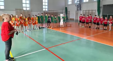 GMINA STĄPORKÓW. Miejsko-Gminny Turniej Piłki Siatkowej dziewcząt i chłopców rozstrzygnięty [ZDJĘCIA]