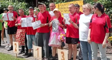 V Spartakiada Sportowa zakończona. Puchar dla najlepszej drużyny dla PŚDS w Stąporkowie! [GALERIA ZDJĘĆ]