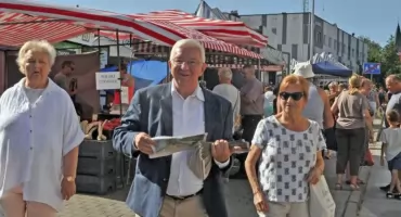 Polska Ziemia na koneckim bazarze