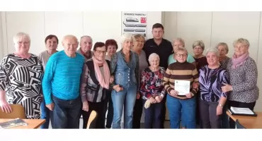 KOŃSKIE. W Placówce Wsparcia Dziennego policjant rozmawiał z seniorami o bezpieczeństwie