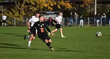 KEEZA Klasa A, grupa 1. Po sześciu kolejkach mizerii drużyna GLKS Fałków wreszcie zwycięska!