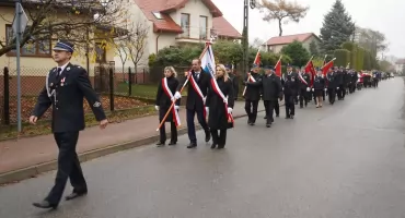 Narodowe Święto Niepodległości w gminie Gowarczów. Mieszkańcy zjednoczeni w patriotycznym duchu [ZDJĘCIA]