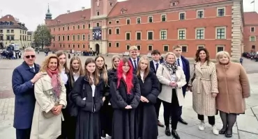 STĄPORKÓW - WARSZAWA. Koncert uczniów ze stąporkowskiego Staszica na Zamku Królewskim w Warszawie