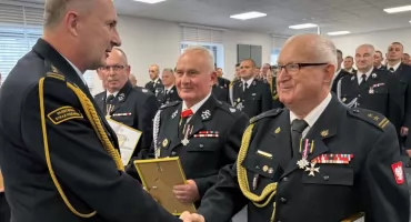 KIELCE. Awanse, odznaczenia, nagrody dla strażackiej braci. Wśród nich druhowie z powiatu koneckiego